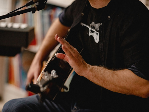 Уютник среди книг. Сергей Целиков