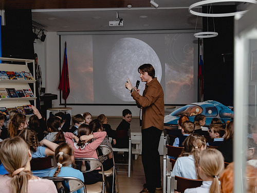 Клуб «Нескучно-научно»