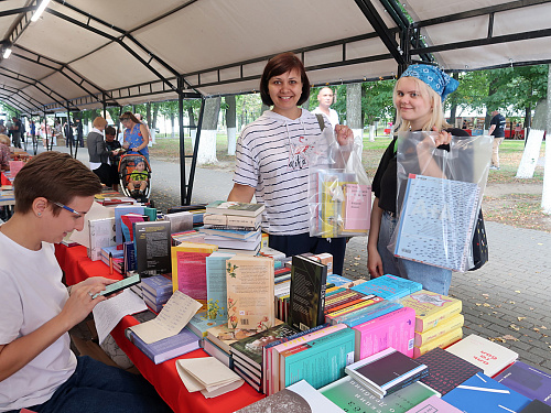 Книжный фестиваль во Владимире «Китоврас» 2023