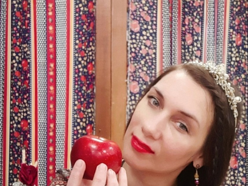 Юлия Сопиева, образ красавицы из сказки А.С. Пушкина "Сказка о мертвой царевне и о семи богатырях"